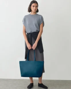 Classic Easy Zipper Tote