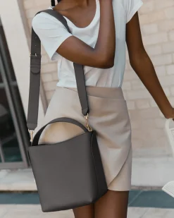 Linea Bucket Bag