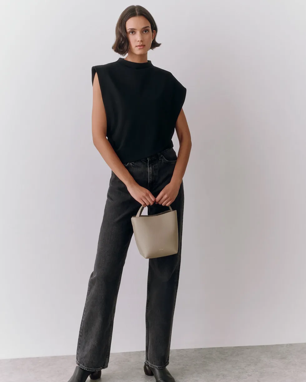Mini Linea Bucket Bag