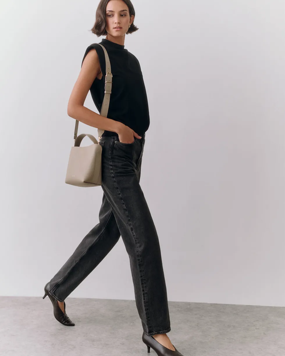 Mini Linea Bucket Bag