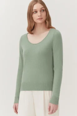 Single-Origin Cashmere Scoop Neck Sweater