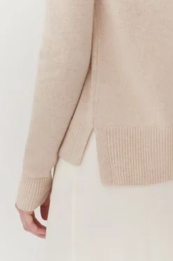 Single-Origin Cashmere Scoop Neck Sweater