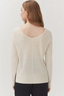 Single-Origin Cashmere Scoop Neck Sweater