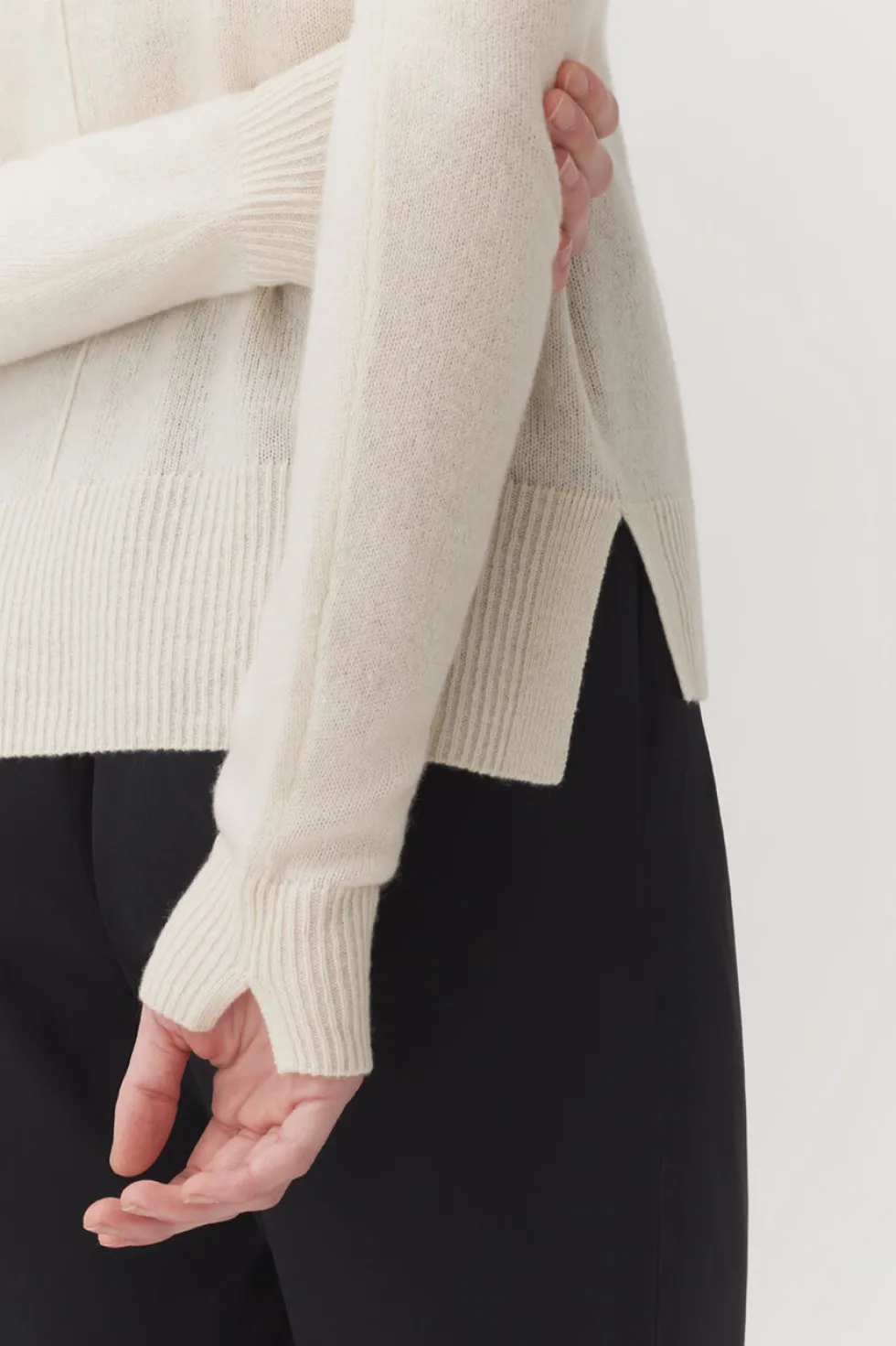 Single-Origin Cashmere Scoop Neck Sweater