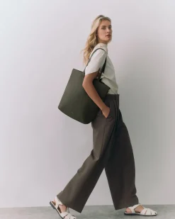 Tall Easy Zipper Tote