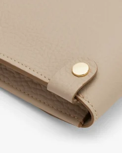 Tech Carryall 16-inch