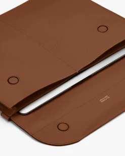 Tech Carryall 16-inch
