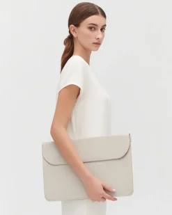Tech Carryall 16-inch