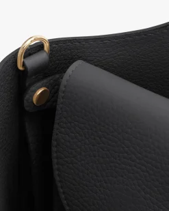Tech Carryall 16-inch