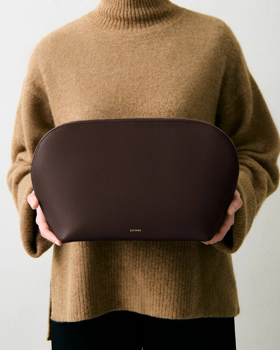 Voyager Travel Case