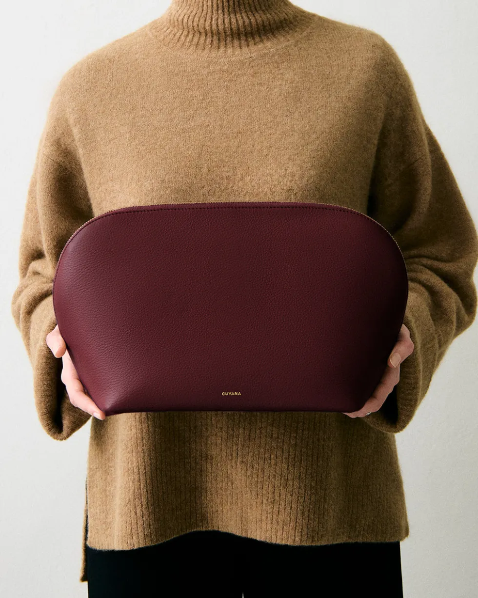 Voyager Travel Case